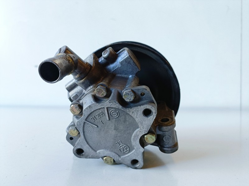 Recambio de bomba direccion para mercedes-benz vito kombi (638) 611980 referencia OEM IAM A0024667001  