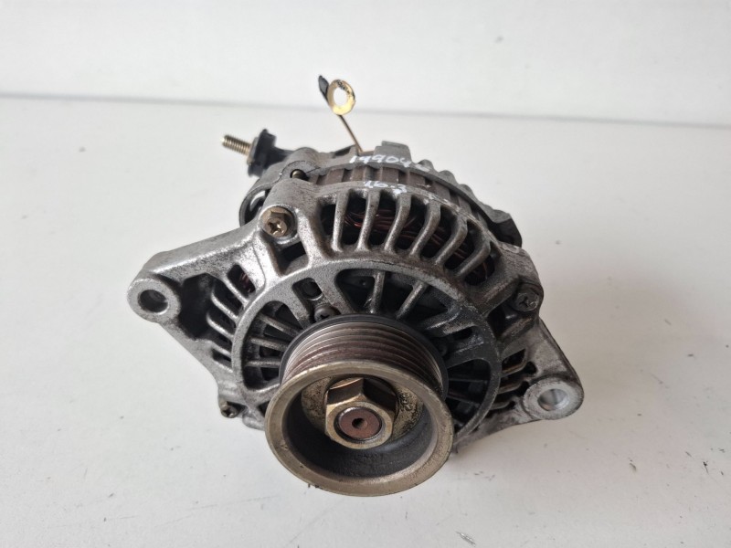 Recambio de alternador para nissan primera berlina (p11) qg18 referencia OEM IAM 231004M510  