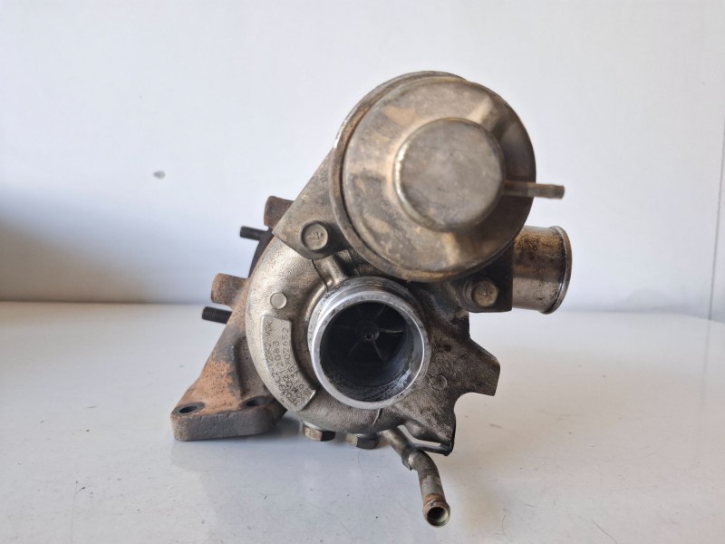 Recambio de turbocompresor para mitsubishi montero (v60/v70) 4d56 referencia OEM IAM TF035HL212GK2VGK  