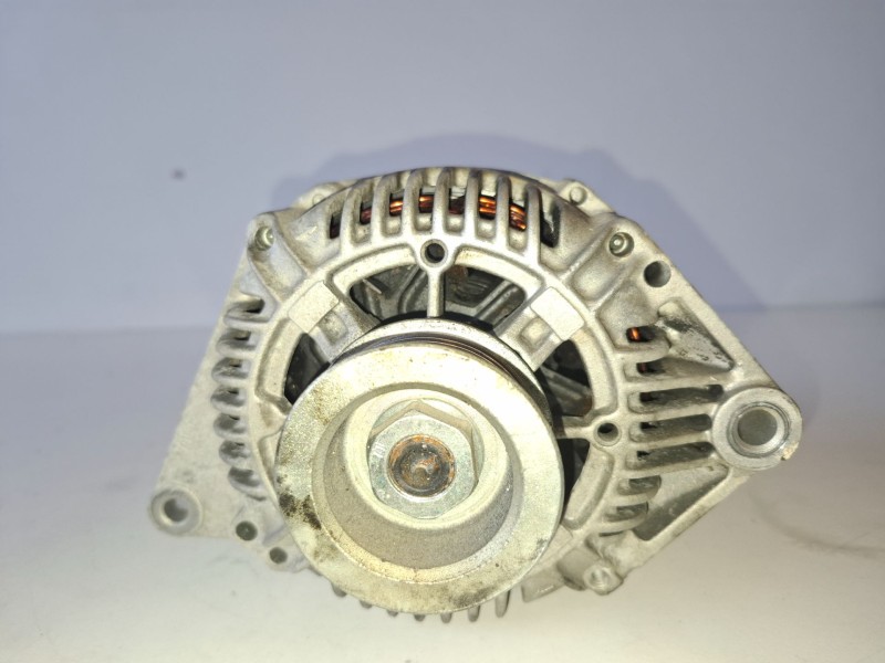 Recambio de alternador para renault kangoo i (f/kc0) f8q630 referencia OEM IAM 746871  