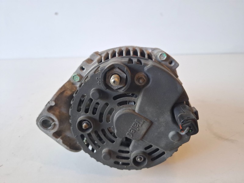 Recambio de alternador para renault kangoo i (f/kc0) f8q630 referencia OEM IAM 746871  