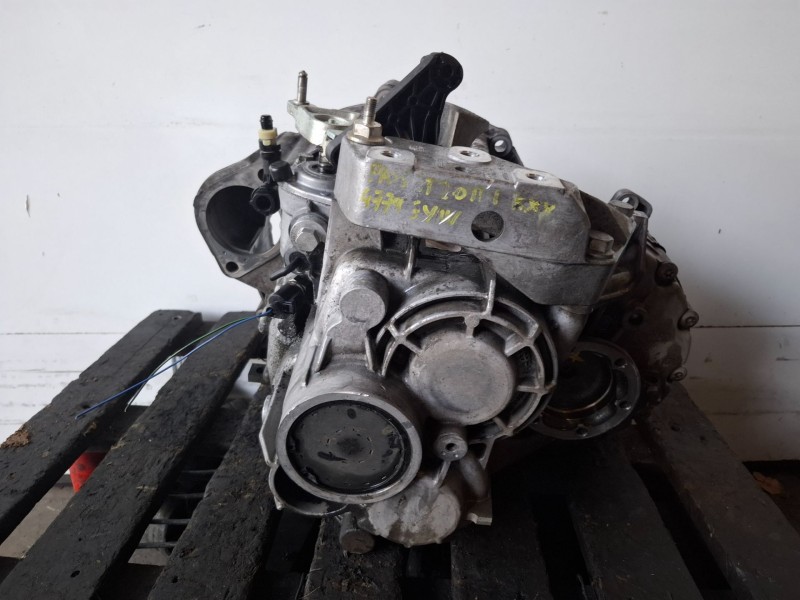 Recambio de caja cambios para volkswagen passat variant (3c5) cba referencia OEM IAM KXX  