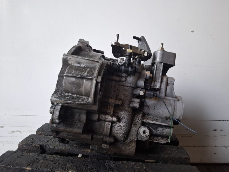 Recambio de caja cambios para volkswagen passat variant (3c5) cba referencia OEM IAM KXX  