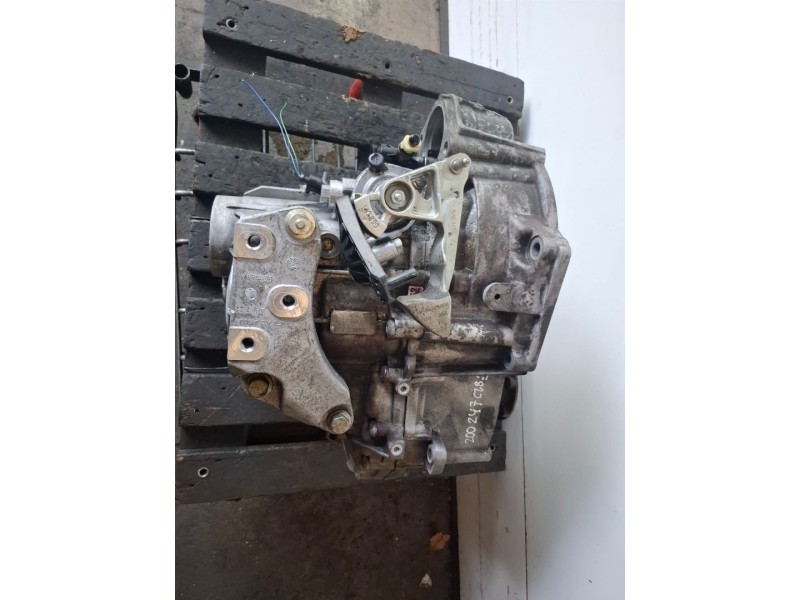 Recambio de caja cambios para volkswagen passat variant (3c5) cba referencia OEM IAM KXX  