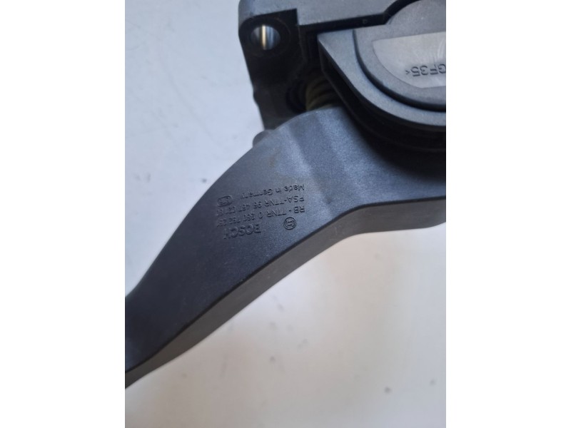 Recambio de pedal acelerador para citroen c2 8hx referencia OEM IAM 0280752251  