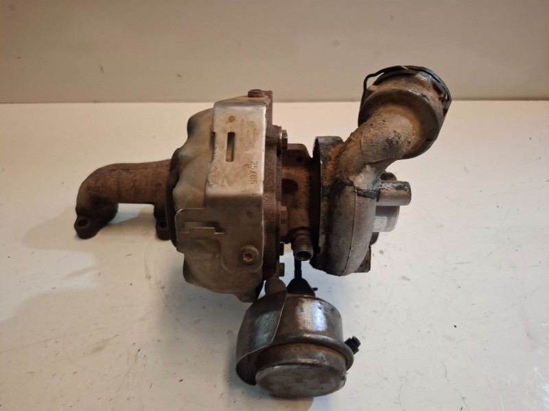 Recambio de turbocompresor para volkswagen caddy (2k)(02.2004) bsu referencia OEM IAM 03G253019J  