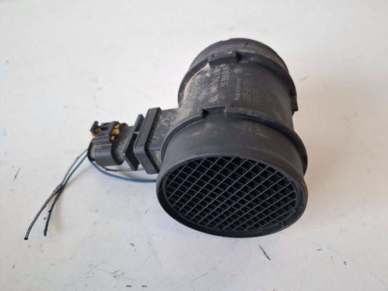 Recambio de caudalimetro para opel corsa d z13dtj referencia OEM IAM 0281002618  