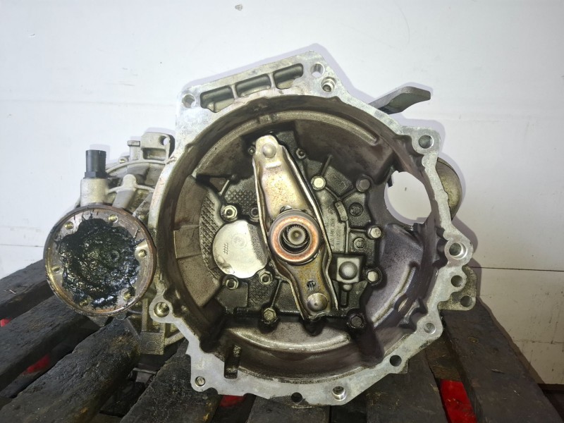 Recambio de caja cambios para seat ibiza berlina (6j5) cayb referencia OEM IAM KFK  