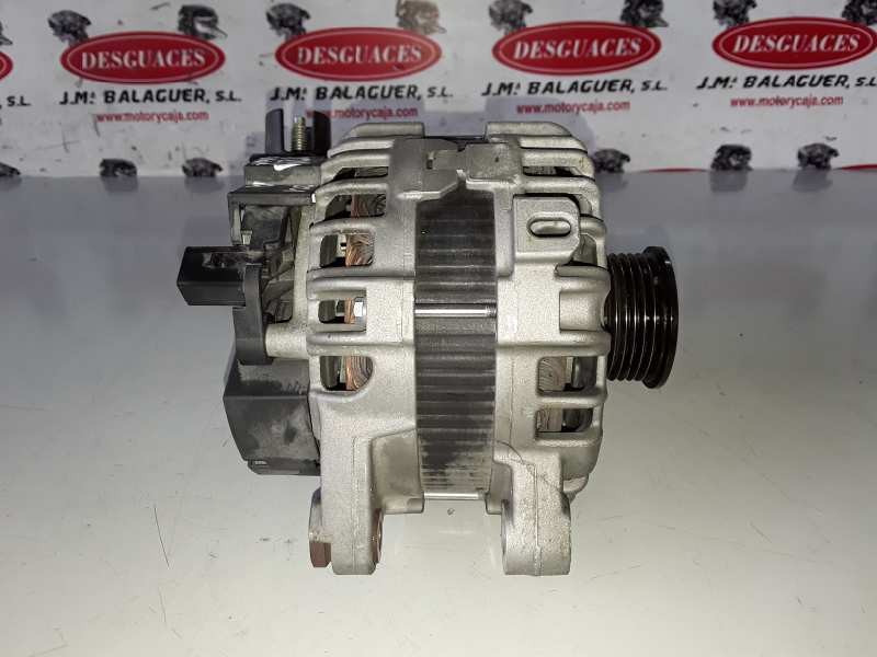 Recambio de alternador para jaguar f-pace 204dtd referencia OEM IAM 0125812068/180A/GX7310300CE  