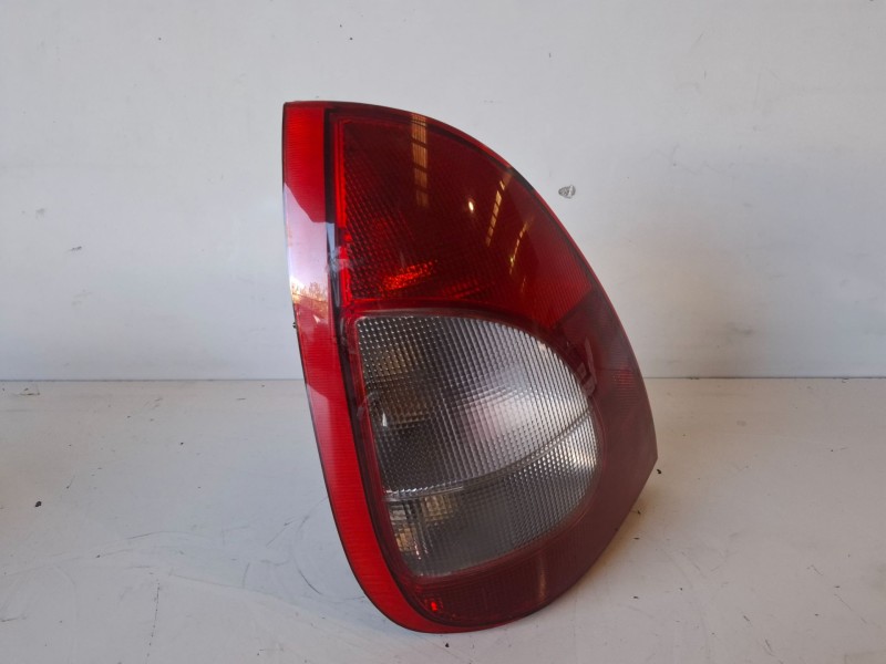 Recambio de piloto trasero izquierdo para daewoo nubira wagon x20sed referencia OEM IAM   