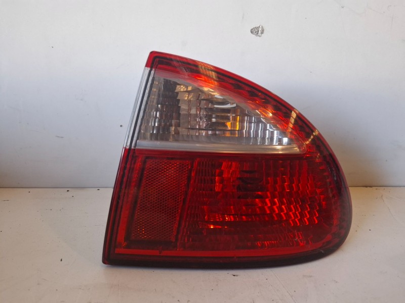 Recambio de piloto trasero derecho para seat leon (1m1) asv referencia OEM IAM   