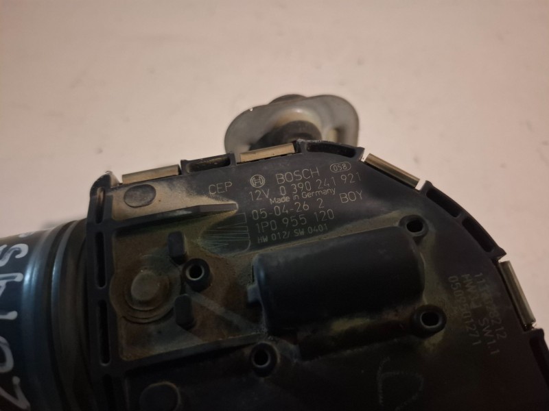 Recambio de motor limpia delantero para seat leon (1p1) blr referencia OEM IAM 0390241921  