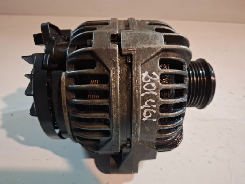 Recambio de alternador para volvo s80 berlina b5244t3 referencia OEM IAM 8622786  