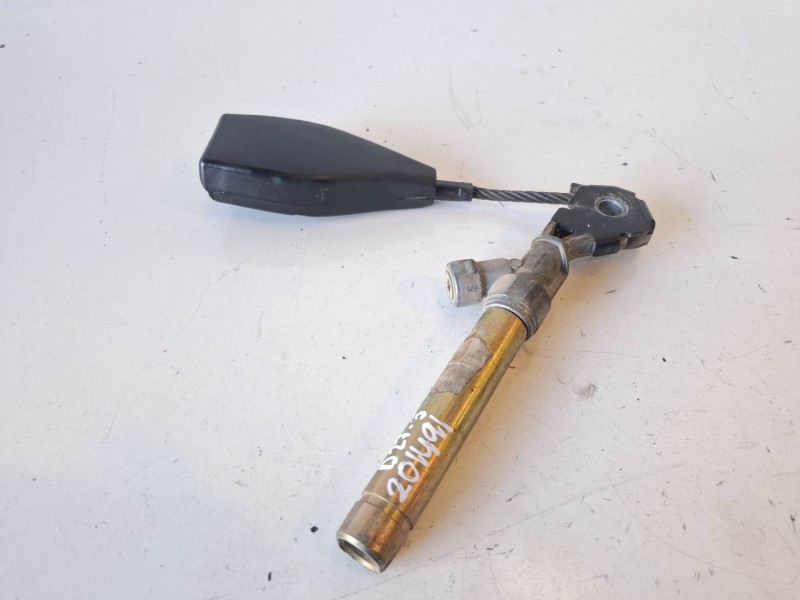 Recambio de enganche cinturon delantero derecho para renault trafic ii furgón f9q762 referencia OEM IAM   