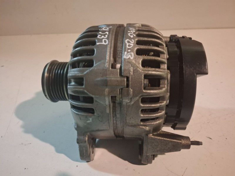 Recambio de alternador para seat ibiza berlina (6j5) bls referencia OEM IAM 028903028E  