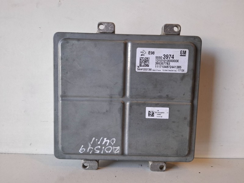 Recambio de centralita motor uce para opel insignia b sports tourer b20dth referencia OEM IAM 55503974  