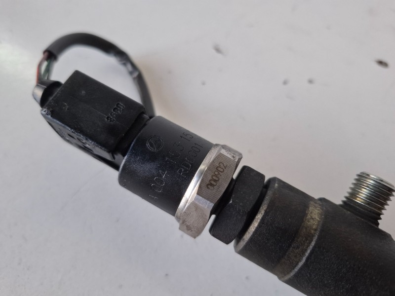 Recambio de rampa inyectora para mercedes-benz clase a (bm 168) 668940 referencia OEM IAM   