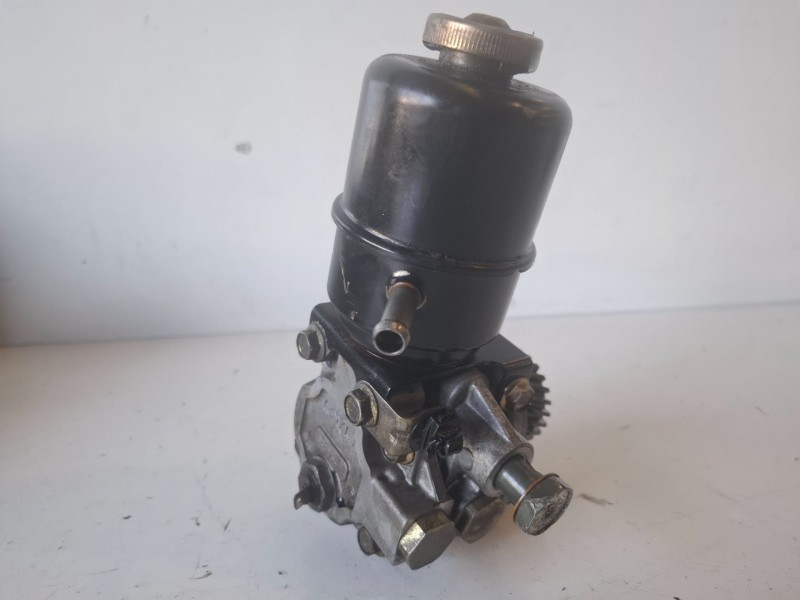 Recambio de bomba direccion para nissan terrano ii (r20) zd30 referencia OEM IAM   
