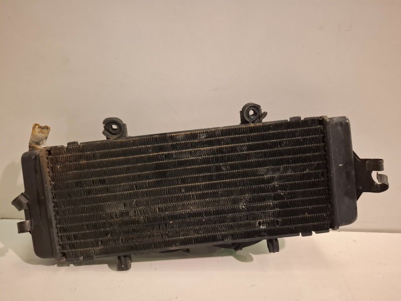 Recambio de radiador agua para honda cbr 600 f / cbr 600 rr pc19e referencia OEM IAM   