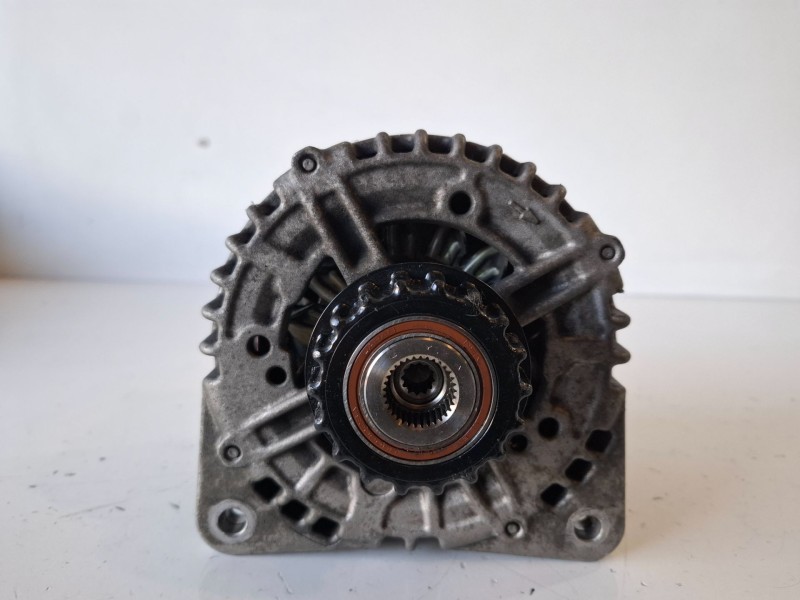 Recambio de alternador para volkswagen t5 transporter furgón/combi (7h) axd referencia OEM IAM 070903024B  