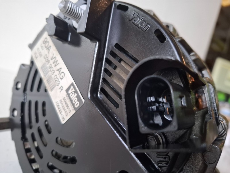 Recambio de alternador para skoda fabia (6y2/6y3) axr referencia OEM IAM 038903023R  