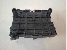 Recambio de caja reles / fusibles para citroen c3 8hy referencia OEM IAM 9657608580   2