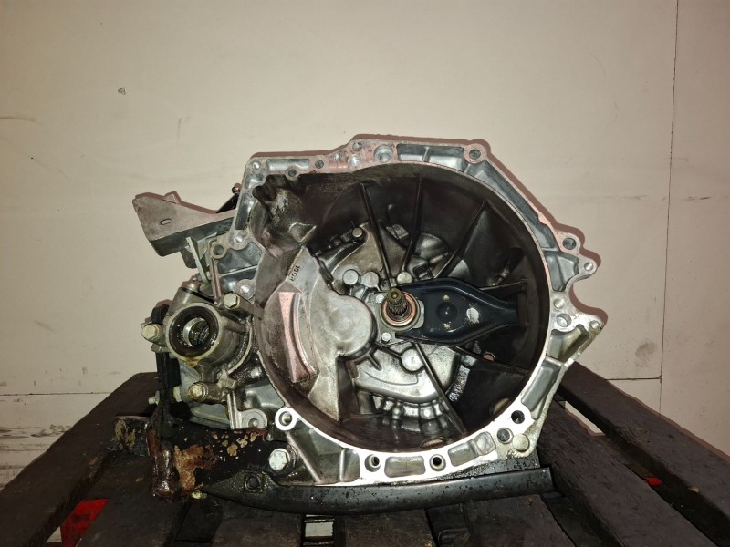 Recambio de caja cambios para peugeot 308 sw 5fw referencia OEM IAM 20DP42  