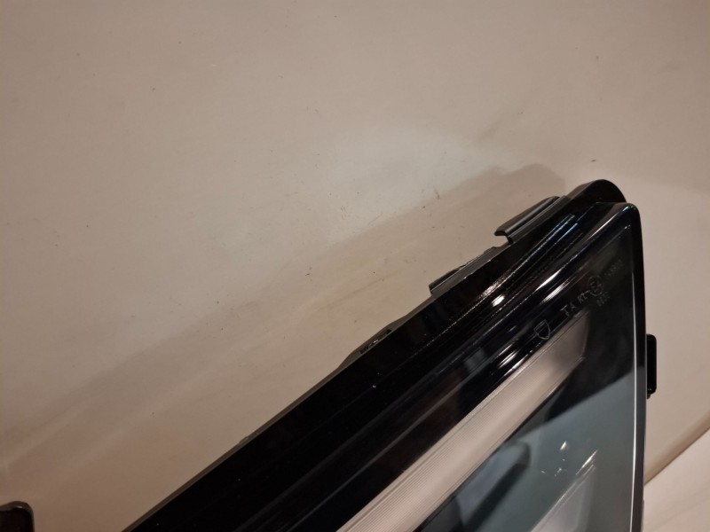 Recambio de piloto delantero izquierdo para citroen c4 berlina hnj referencia OEM IAM   