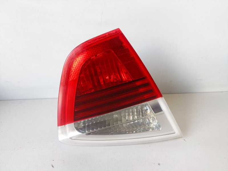 Recambio de piloto trasero izquierdo para bmw serie 3 berlina (e90) 204d4 referencia OEM IAM 693745910  