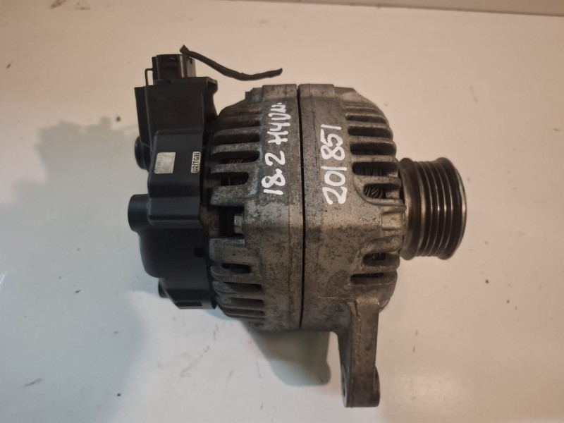 Recambio de alternador para hyundai i20 (pb) d4fc referencia OEM IAM 2606219  