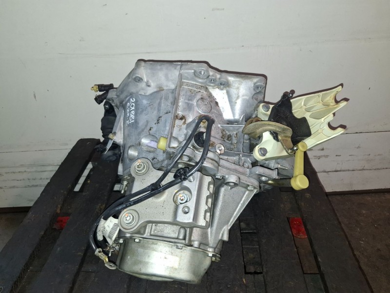 Recambio de caja cambios para peugeot 207 9hx referencia OEM IAM 20DP27  