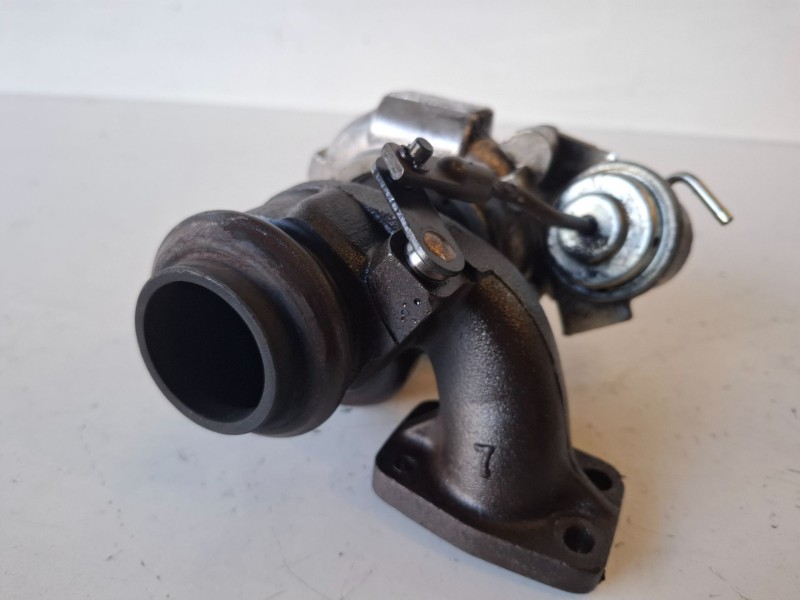 Recambio de turbocompresor para peugeot partner (s2) 9hx referencia OEM IAM 9685293080  