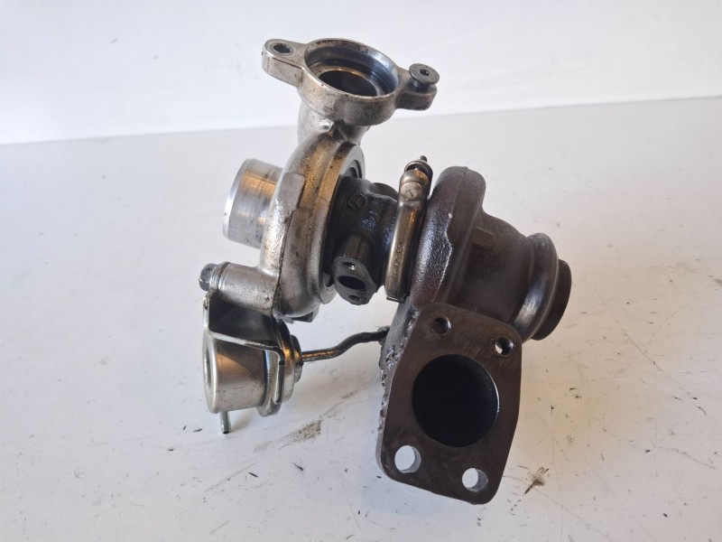 Recambio de turbocompresor para peugeot partner (s2) 9hx referencia OEM IAM 9685293080  