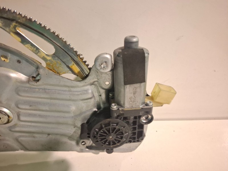 Recambio de elevalunas delantero derecho para volvo v70 familiar d5244t referencia OEM IAM   