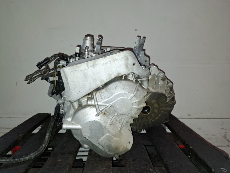 Recambio de caja cambios para opel insignia b sports tourer b20dth referencia OEM IAM   