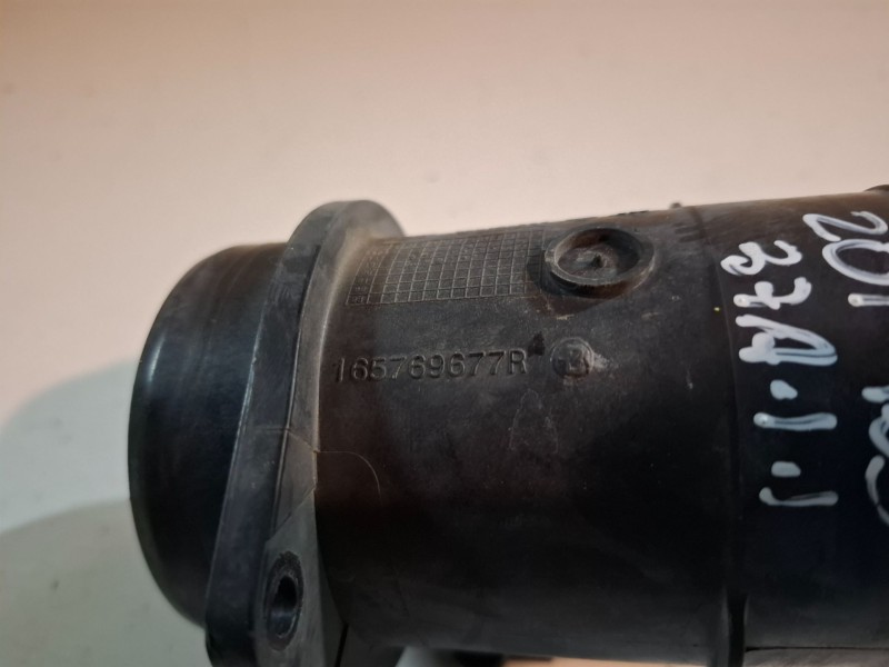 Recambio de caudalimetro para dacia dokker express k9k872 referencia OEM IAM 165769677R  