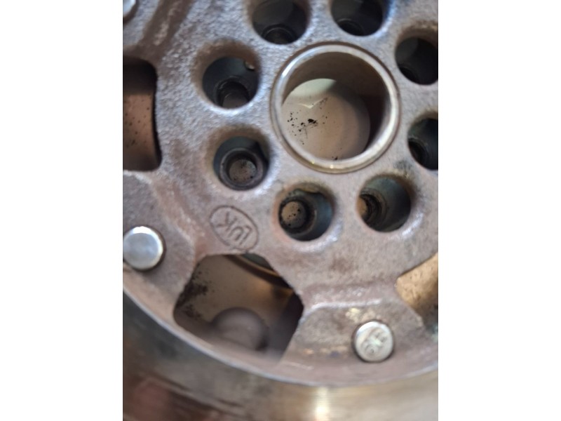 Recambio de volante motor para volkswagen t5 transporter furgón/combi (7h) axd referencia OEM IAM ZSB070105266  