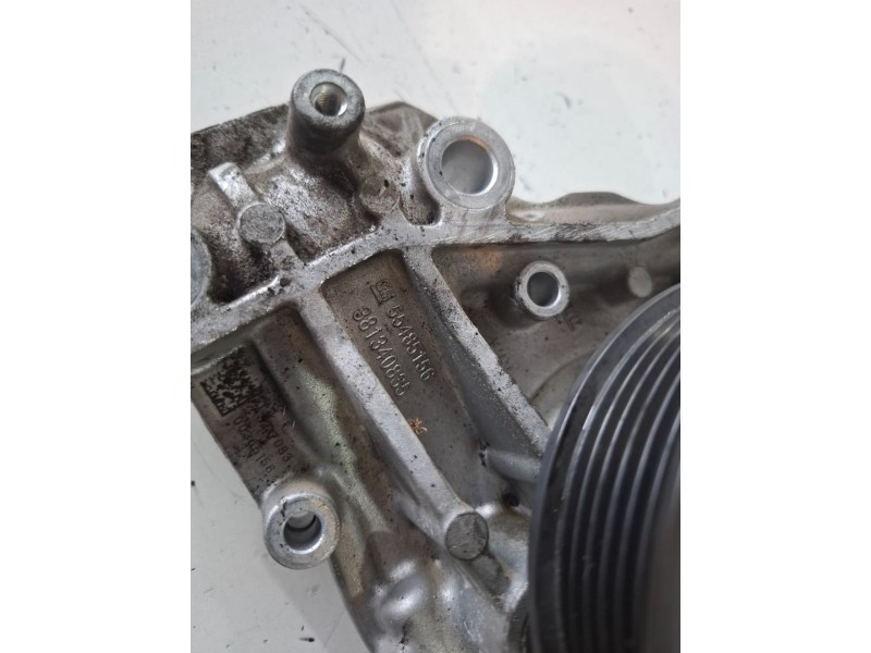 Recambio de bomba agua para opel insignia b sports tourer b20dth referencia OEM IAM 55485156  