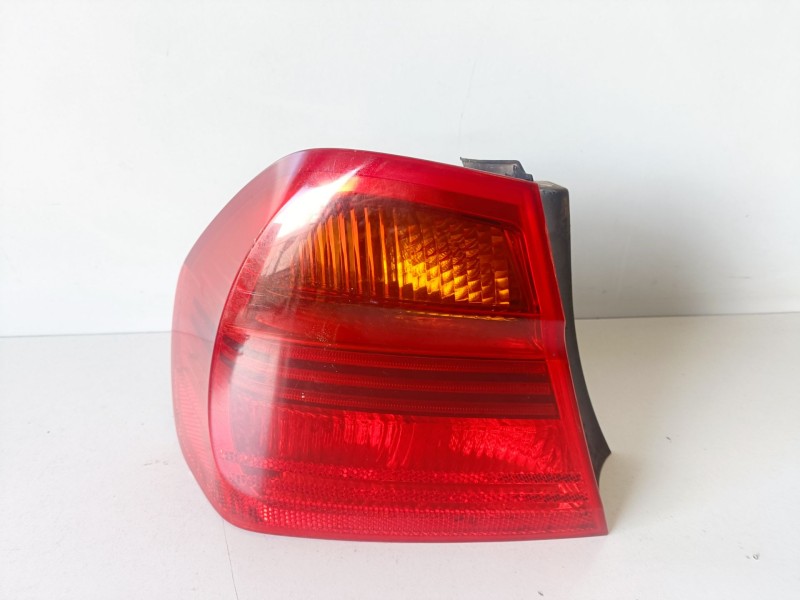 Recambio de piloto trasero izquierdo para bmw serie 3 berlina (e90) 204d4 referencia OEM IAM 693745711  