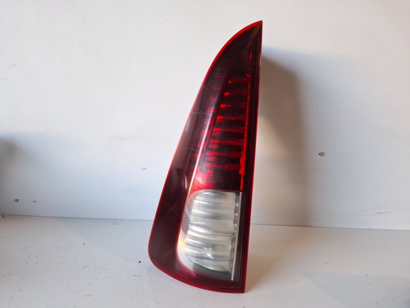 Recambio de piloto trasero izquierdo para renault espace iv (jk0) m9r740 referencia OEM IAM 8200394722  