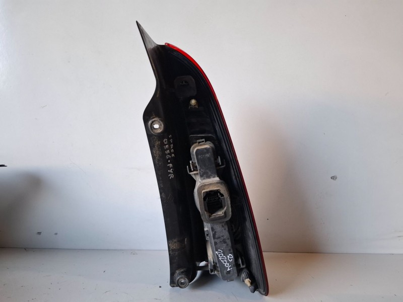 Recambio de piloto trasero izquierdo para renault espace iv (jk0) m9r740 referencia OEM IAM 8200394722  