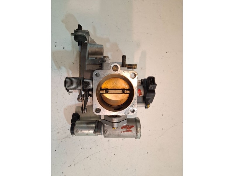 Recambio de caja mariposa para opel vectra c berlina x18xe referencia OEM IAM   