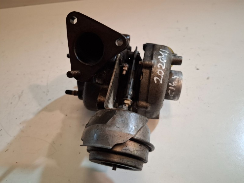 Recambio de turbocompresor para volkswagen passat berlina (3b3) avb referencia OEM IAM 028145702H  