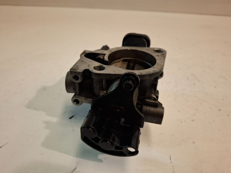 Recambio de caja mariposa para chrysler voyager (rg) edz referencia OEM IAM 04861417AB  