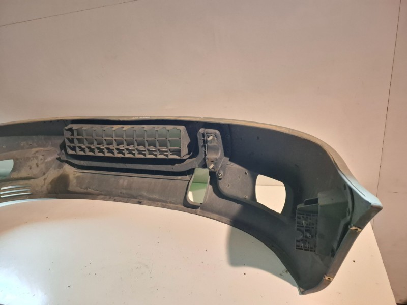 Recambio de paragolpes delantero para iveco daily camión/volquete 814043b referencia OEM IAM   