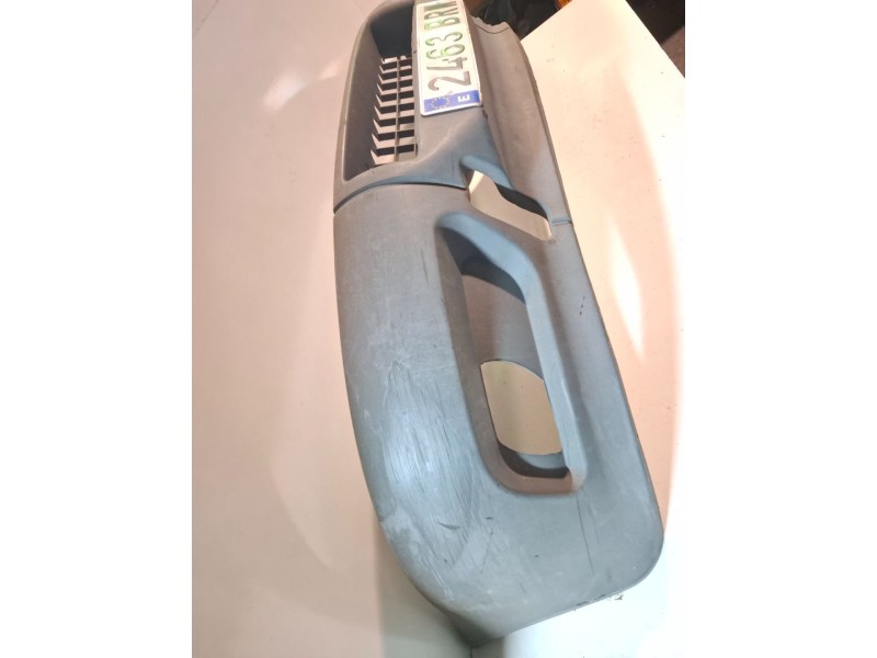 Recambio de paragolpes delantero para iveco daily camión/volquete 814043b referencia OEM IAM   