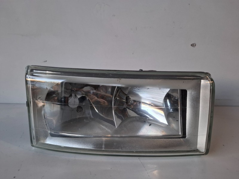 Recambio de faro derecho para iveco daily camión/volquete 814043b referencia OEM IAM 500307754  