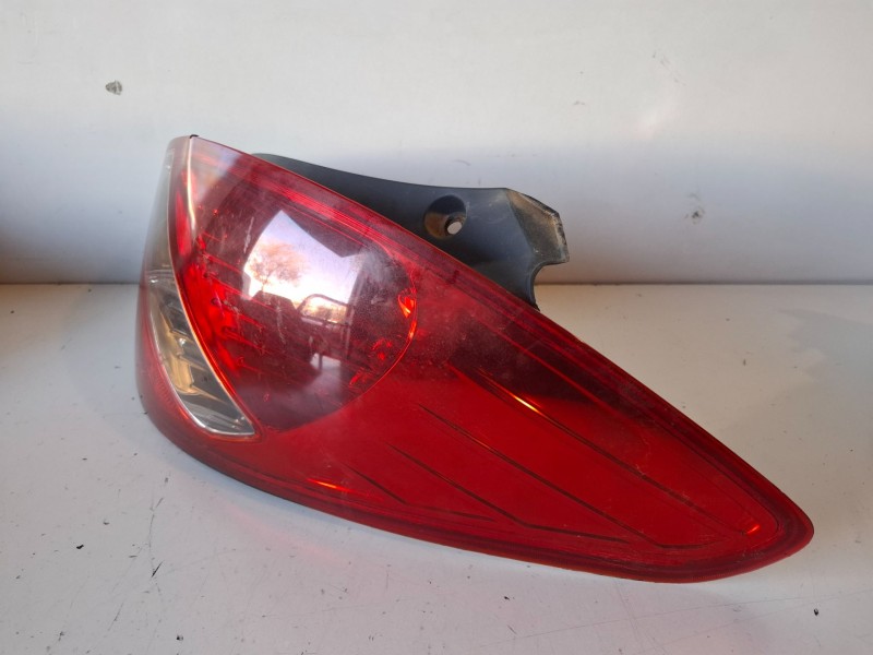 Recambio de piloto trasero derecho para hyundai i20 (pb) d4fc referencia OEM IAM   