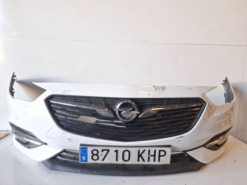 Recambio de paragolpes delantero para opel insignia b sports tourer b16dth referencia OEM IAM   