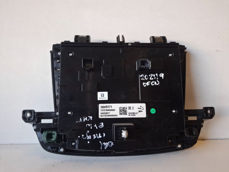 Recambio de pantalla multifuncion para opel insignia b sports tourer b16dth referencia OEM IAM 39099171  